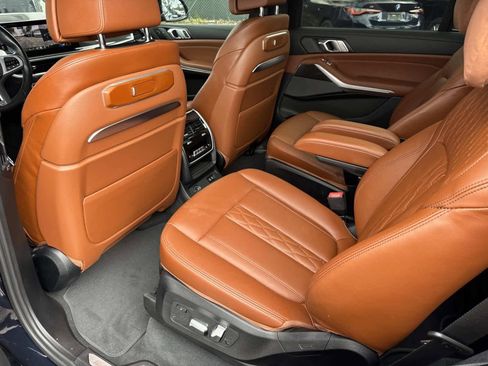 Used 2024 BMW X7 M60i w/ Executive Package AWD/4WD image 15