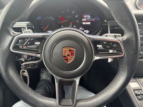 Used 2018 Porsche Macan AWD/4WD image 13