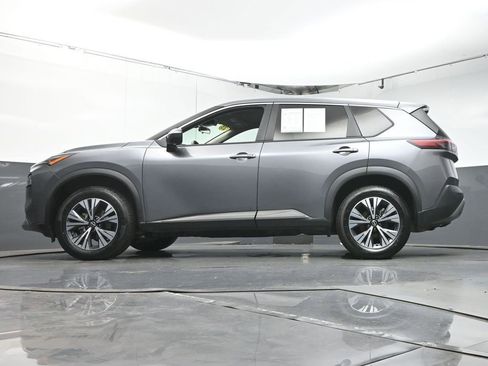 Used 2023 Nissan Rogue SV image 33