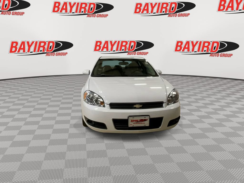 Used 2010 Chevrolet Impala LT w/ Luxury Edition Package FWD image 3