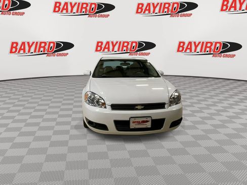 Used 2010 Chevrolet Impala LT w/ Luxury Edition Package FWD image 3