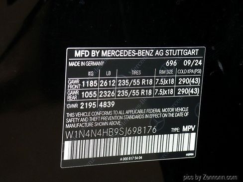 Used 2025 Mercedes-Benz GLA 250 4MATIC image 38