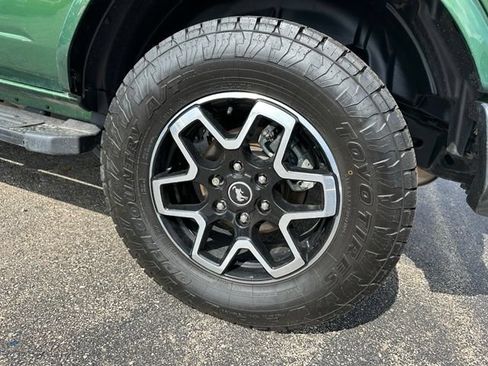 Used 2023 Ford Bronco Outer Banks AWD/4WD image 7