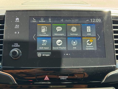Used 2021 Honda Pilot Touring image 27