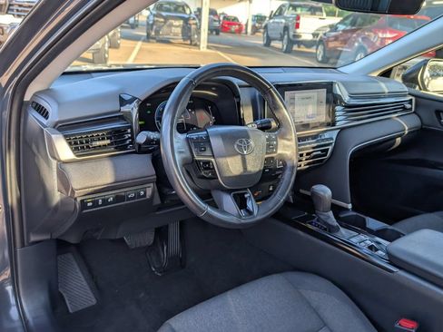 Used 2025 Toyota Camry LE w/ Convenience Package AWD/4WD image 4
