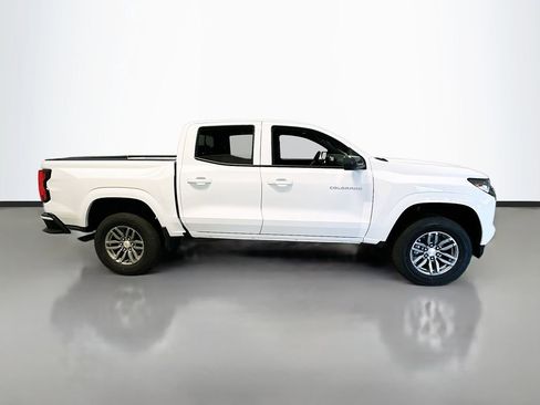New 2026 Chevrolet Colorado LT image 9