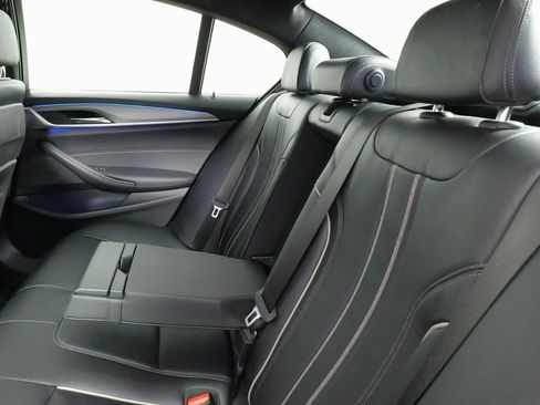 Used 2018 BMW 530i xDrive w/ M Sport Package image 47