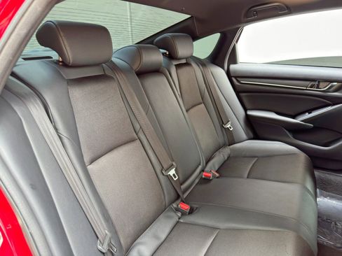 Used 2019 Honda Accord Sport image 33