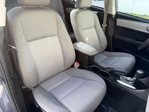 Used 2014 Toyota Corolla LE FWD image 41