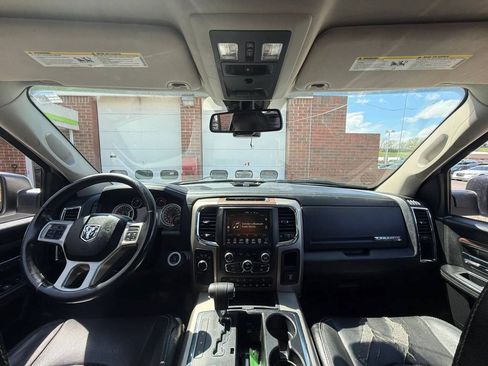 Used 2013 RAM 1500 Laramie w/ Convenience Group AWD/4WD image 22