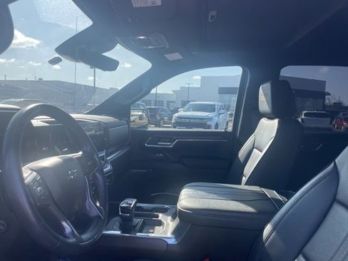 Used 2024 Chevrolet Silverado 1500 High Country w/ Midnight Edition image 8
