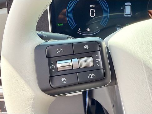 New 2026 Hyundai Santa Fe SE FWD image 34