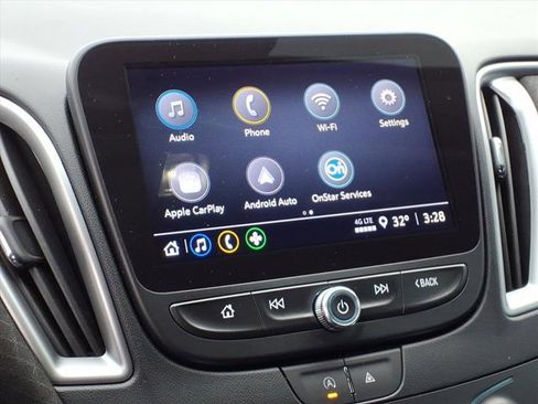 Used 2023 Chevrolet Malibu LS image 12