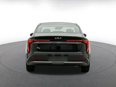 Used 2025 Kia K4 FWD image 7