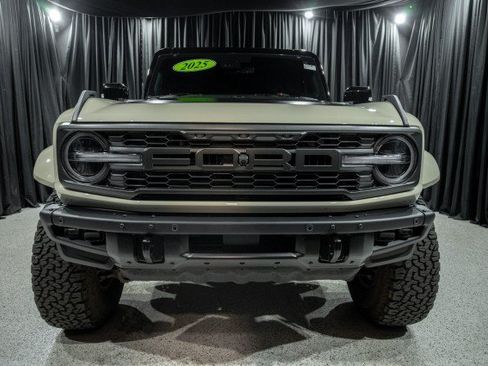 Used 2025 Ford Bronco Raptor AWD/4WD image 2