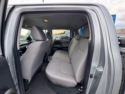 Used 2023 Toyota Tacoma SR5 RWD image 11