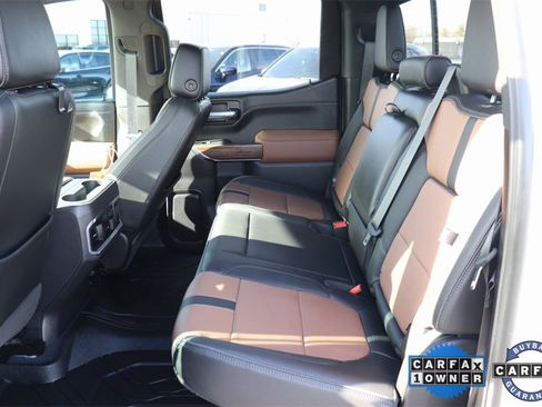 Used 2021 Chevrolet Silverado 1500 High Country w/ Technology Package image 18