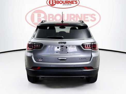 Used 2023 Jeep Compass Limited AWD/4WD image 8
