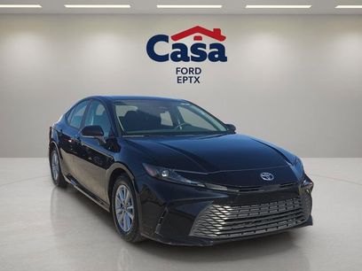 Used 2025 Toyota Camry SE