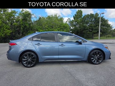 Used 2024 Toyota Corolla SE FWD image 2