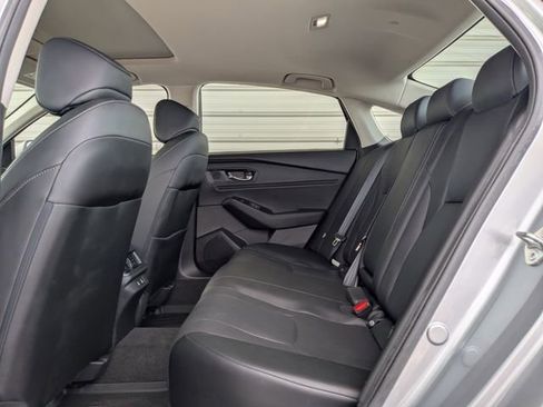 Used 2023 Honda Accord Touring image 13