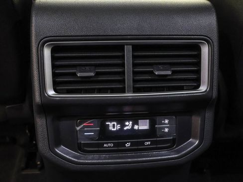 New 2026 Volkswagen Atlas SE image 37