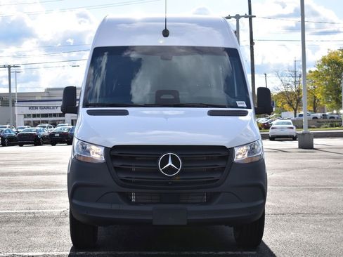 New 2025 Mercedes-Benz Sprinter 2500 image 8