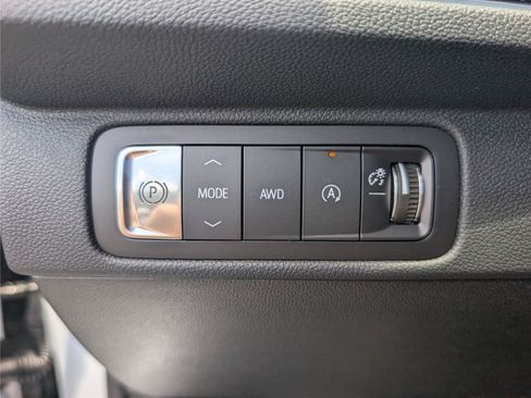 New 2026 Chevrolet Traverse Z71 w/ Enhanced Driving Package AWD/4WD image 29