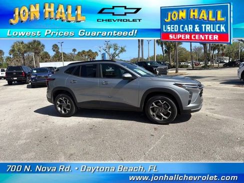 Used 2026 Chevrolet Trax LT w/ Driver Confidence Package image 18