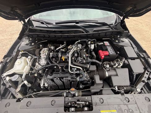 Used 2025 Nissan Altima 2.5 SV image 30