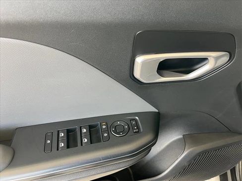 Used 2025 Kia K4 FWD image 16
