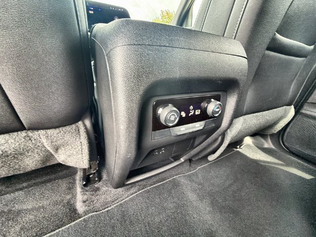 Certified 2026 Chevrolet Traverse LT FWD image 20