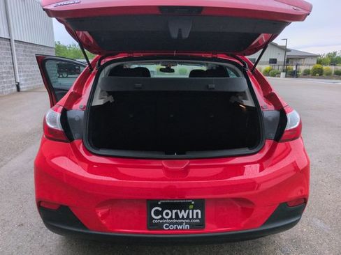 Used 2018 Chevrolet Cruze LT FWD image 28