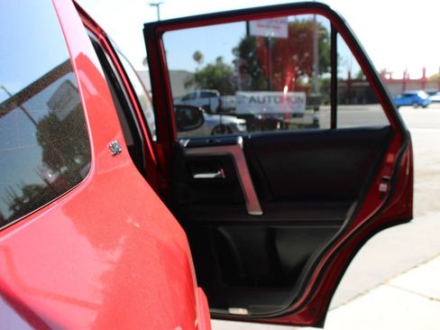 Used 2024 Toyota 4Runner SR5 RWD image 11