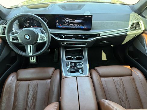 Used 2024 BMW X7 M60i w/ Executive Package AWD/4WD image 15