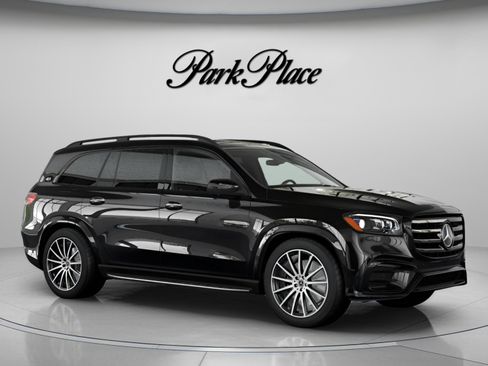 New 2025 Mercedes-Benz GLS 580 4MATIC image 29