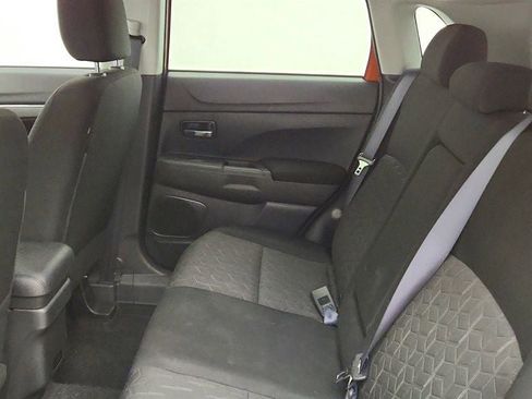 Used 2022 Mitsubishi Outlander Sport ES FWD image 17