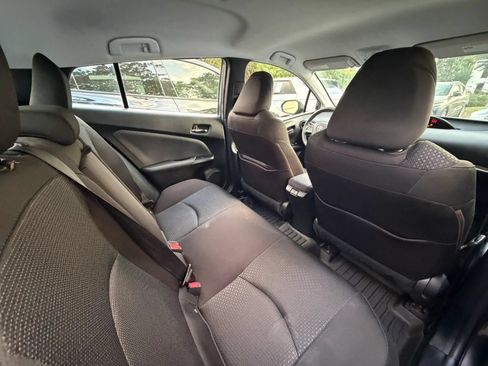 Used 2022 Toyota Prius LE FWD image 16