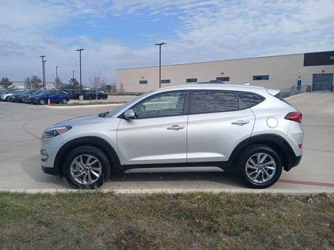 Used 2018 Hyundai Tucson SEL Plus w/ Cargo Package image 2