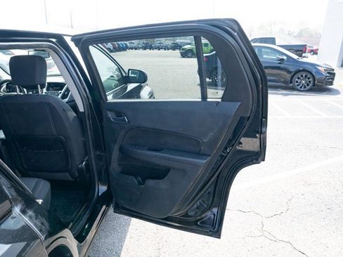 Used 2016 GMC Terrain SLE image 12