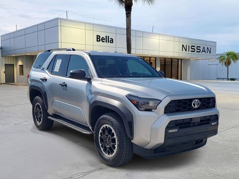Used 2025 Toyota 4Runner TRD Off-Road AWD/4WD image 3
