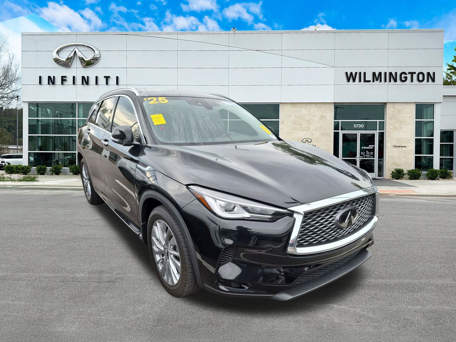 Used 2025 INFINITI QX50 Luxe AWD/4WD image 1
