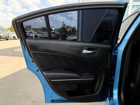 Used 2019 Dodge Charger Scat Pack w/ Dynamics Package image 30