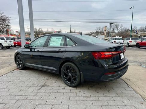 New 2026 Volkswagen Jetta SE FWD image 5