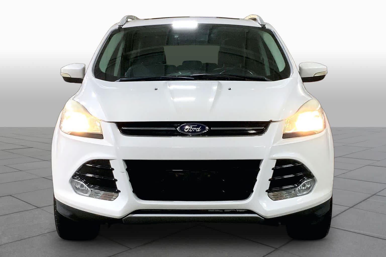 Used 2014 Ford Escape Titanium AWD/4WD image 4