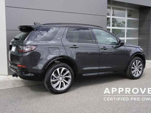 Used 2025 Land Rover Discovery Sport Dynamic SE image 4