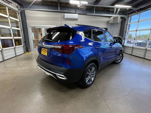 Used 2021 Kia Seltos S image 5