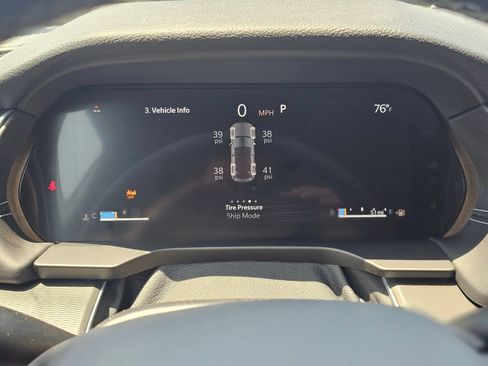 New 2026 Jeep Grand Cherokee Laredo RWD image 9