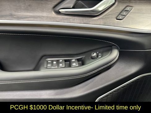 New 2026 Jeep Grand Cherokee Limited image 25