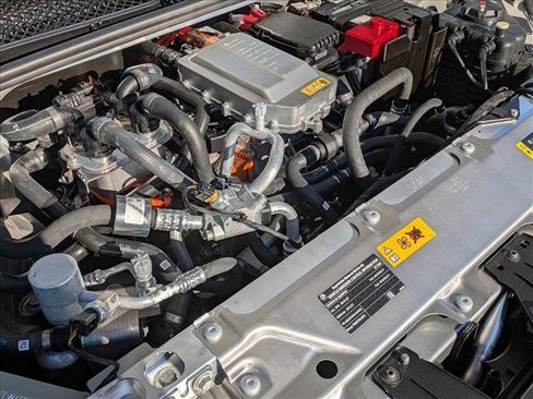 New 2026 BMW iX xDrive45 w/ M Sport Package image 18